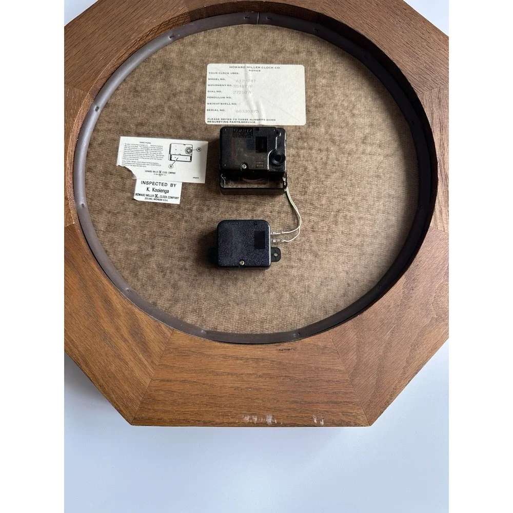 Howard Miller 612-247 Octagon Wall Clock Quartz Wood Frame Vintage USA 16.5